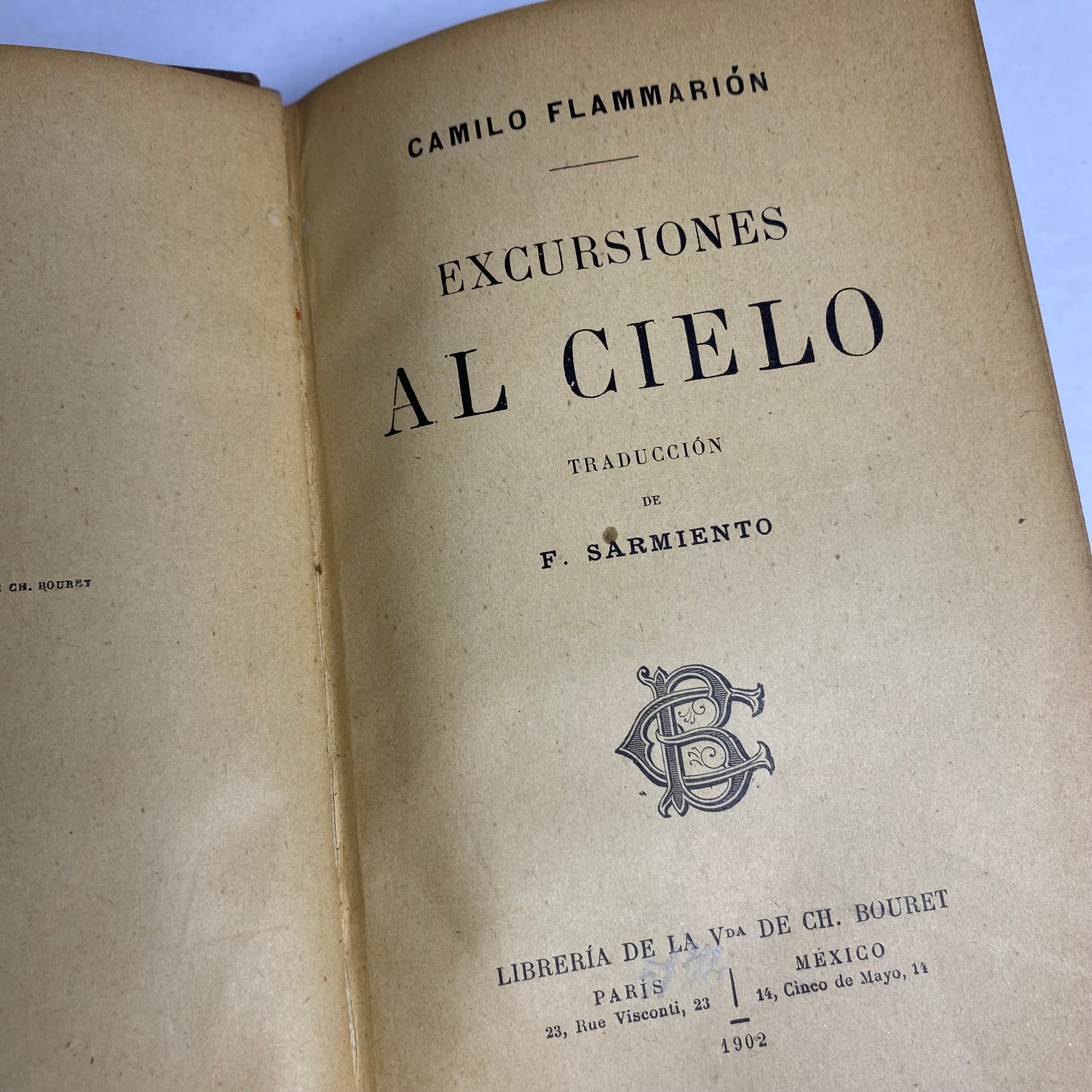 Excursiones al cielo - Camilo Flamirión